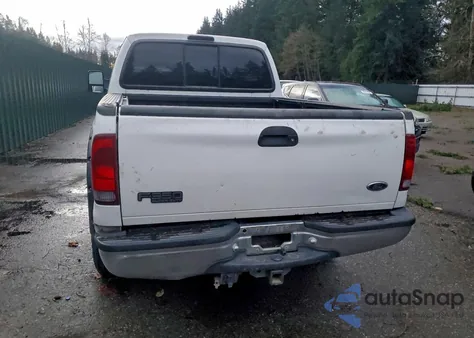 2000 Ford F350 Srw Super Duty z USA, uszkodzony, nr VIN 1FTSW31F8YEB71427